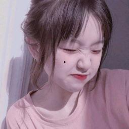 抖音女网红吃瓜视频合集,揭秘娱乐圈幕后故事  第1张